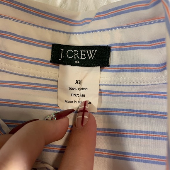J CREW BUTTON DOWN - Picture 4 of 5